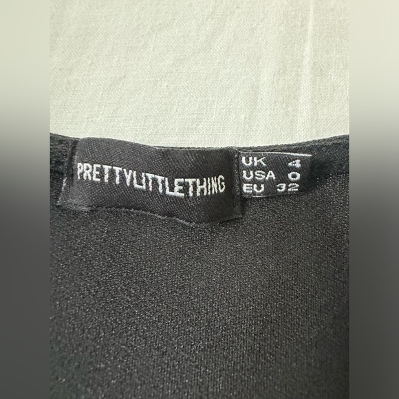 PrettyLittleThing Black Plunge Pointy Hem Wrap Bodycon Dress - size 0 (XS) - Picture 6 of 8